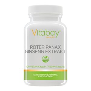 Roter Panax Ginseng Extrakt vor weissem Hintergrund