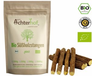 Süßholzwurzel in Packung auf weissem Grund